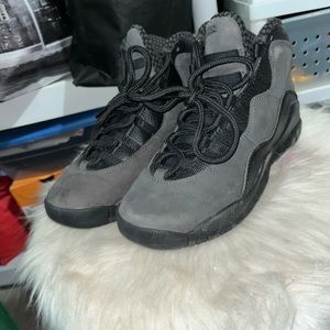 Size 6Y jordan 10 used